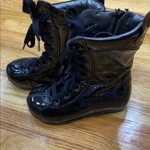 Italian boots size 23/24
